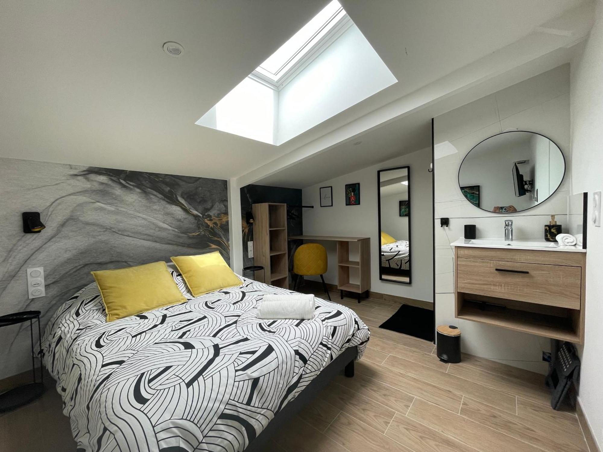 Residence Tamaris Loft House La Meziere エクステリア 写真