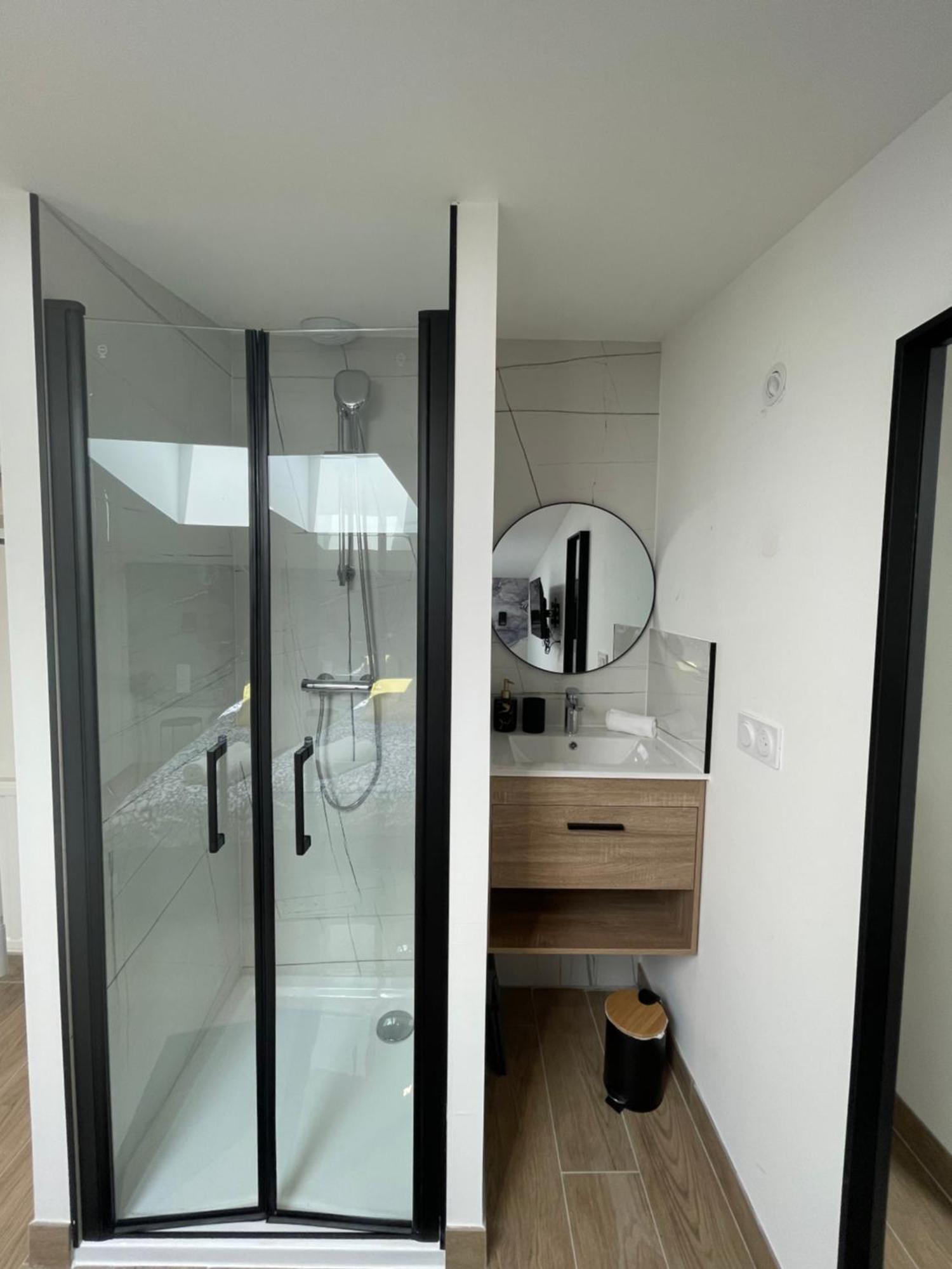 Residence Tamaris Loft House La Meziere エクステリア 写真