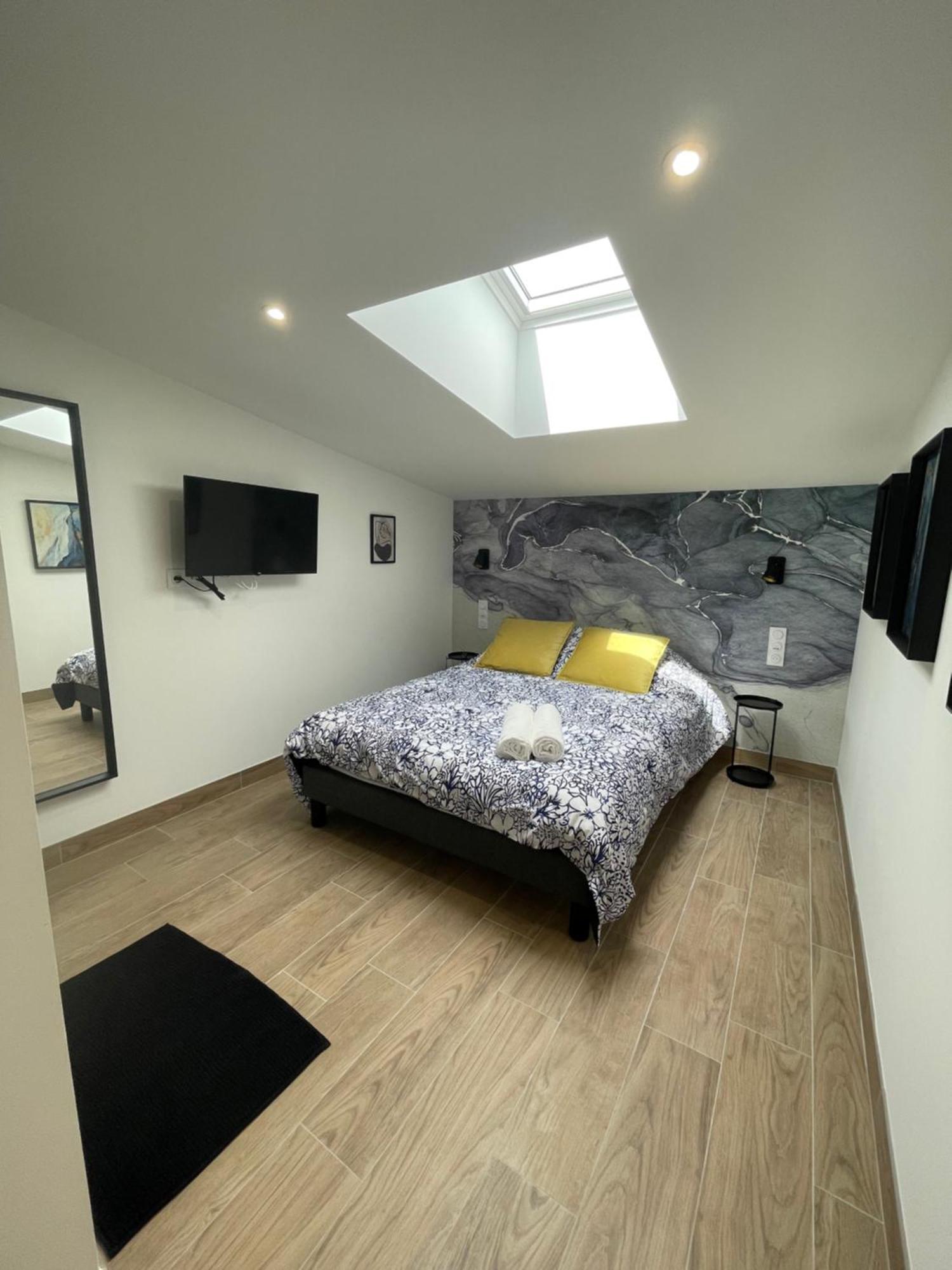 Residence Tamaris Loft House La Meziere エクステリア 写真