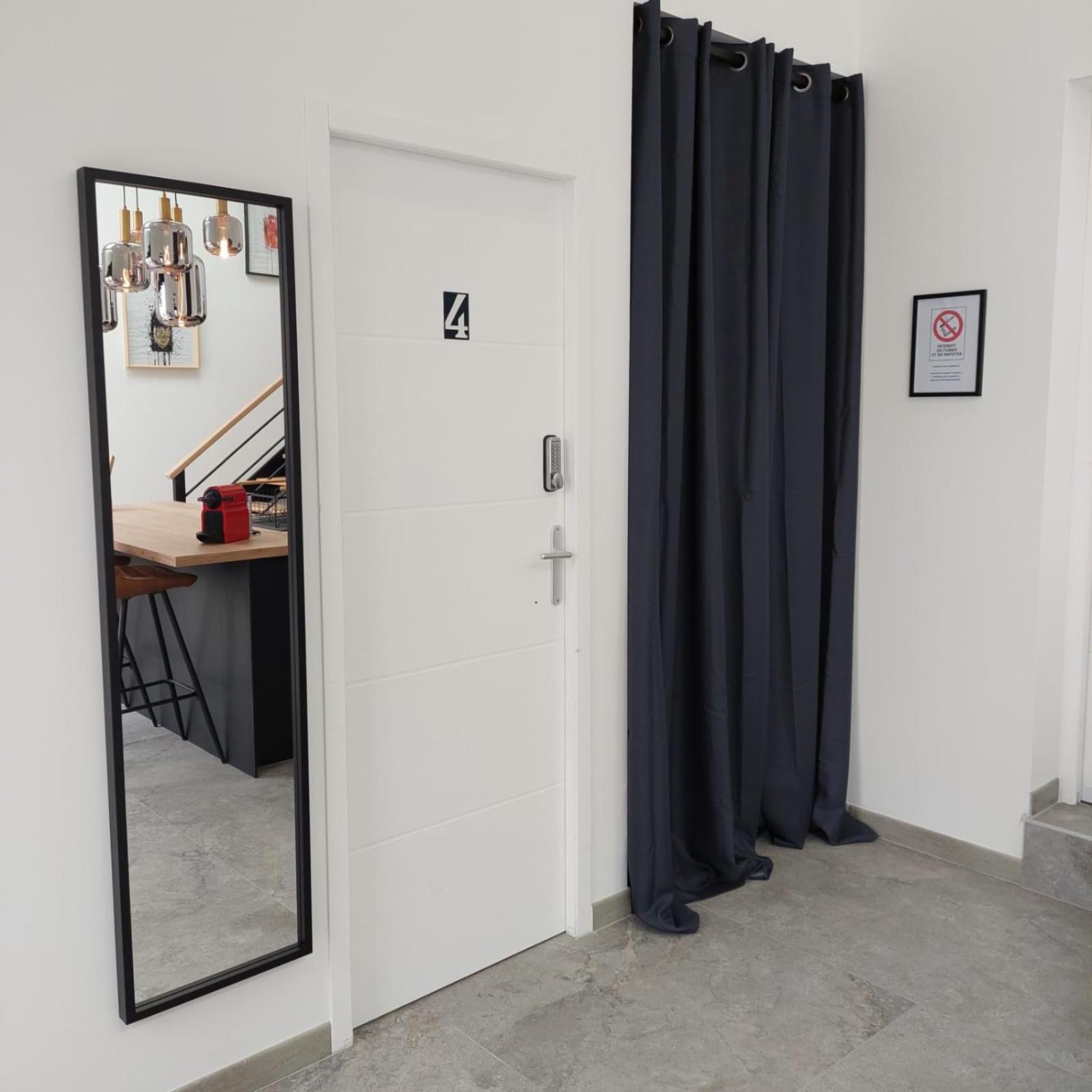 Residence Tamaris Loft House La Meziere エクステリア 写真